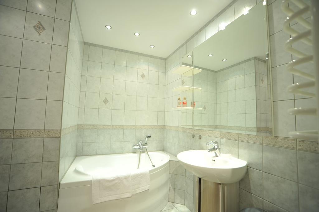 Apartament Tais ヴロツワフ エクステリア 写真